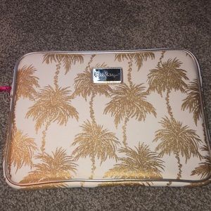NWT!! Lilly Pulitzer laptop case!